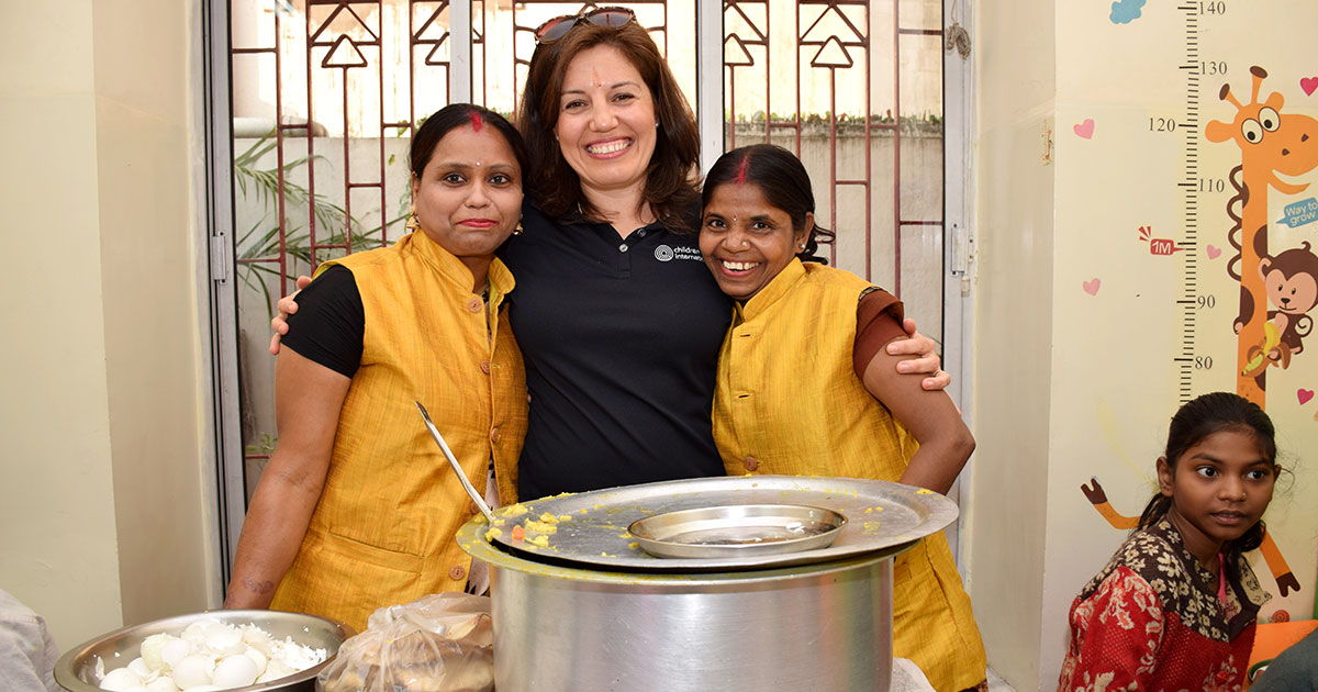 Celebrating volunteer mothers living in poverty on Mother’s Day ...