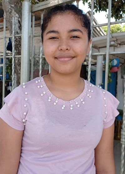 Help Sara Alicia by becoming a child sponsor. Sponsoring a child is a rewarding and heartwarming experience.