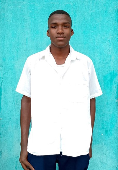 Help Isaac David by becoming a child sponsor. Sponsoring a child is a rewarding and heartwarming experience.