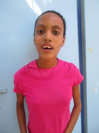 Help Melianni by becoming a child sponsor. Sponsoring a child is a rewarding and heartwarming experience.
