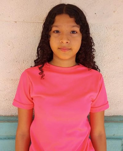 Help Carol Darianys by becoming a child sponsor. Sponsoring a child is a rewarding and heartwarming experience.
