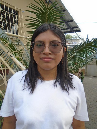 Help Jenniffer Dallyana by becoming a child sponsor. Sponsoring a child is a rewarding and heartwarming experience.