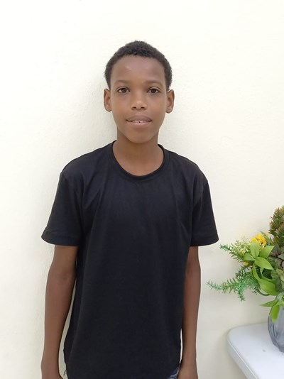 Help William by becoming a child sponsor. Sponsoring a child is a rewarding and heartwarming experience.