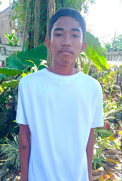 Help Jared Khim B. by becoming a child sponsor. Sponsoring a child is a rewarding and heartwarming experience.