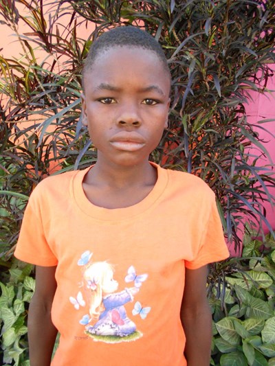 Help Simeon by becoming a child sponsor. Sponsoring a child is a rewarding and heartwarming experience.