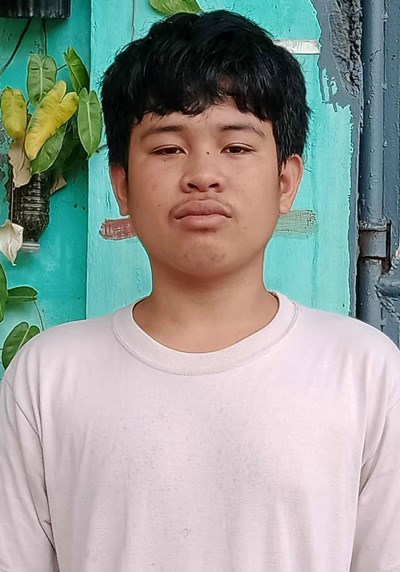 Help Mark Lorence C. by becoming a child sponsor. Sponsoring a child is a rewarding and heartwarming experience.
