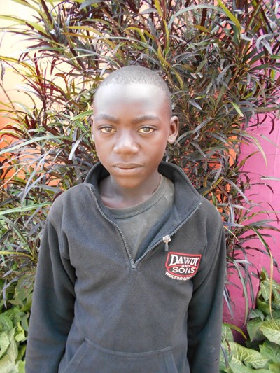 Help Derrick by becoming a child sponsor. Sponsoring a child is a rewarding and heartwarming experience.
