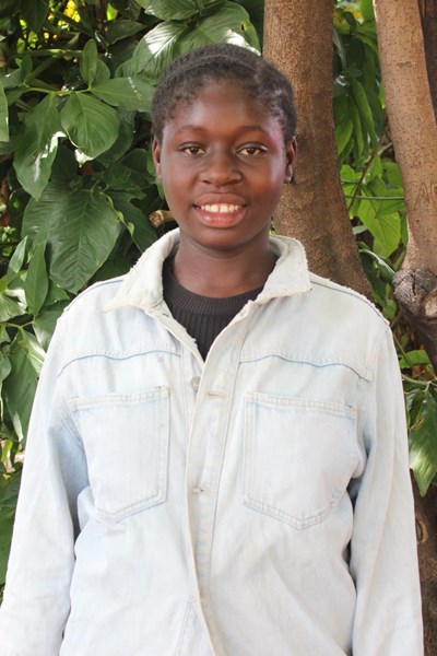 Help Elizabeth by becoming a child sponsor. Sponsoring a child is a rewarding and heartwarming experience.