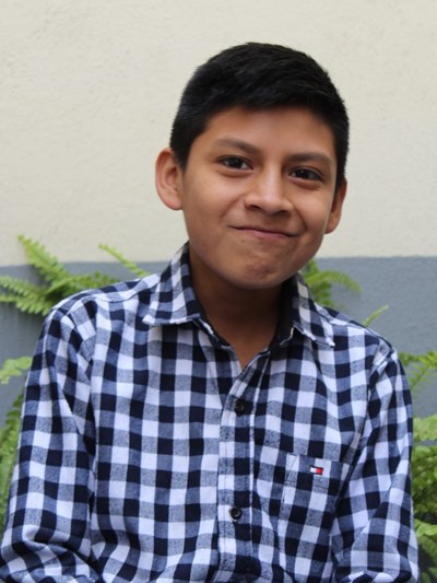 Help Javier Waldemar by becoming a child sponsor. Sponsoring a child is a rewarding and heartwarming experience.