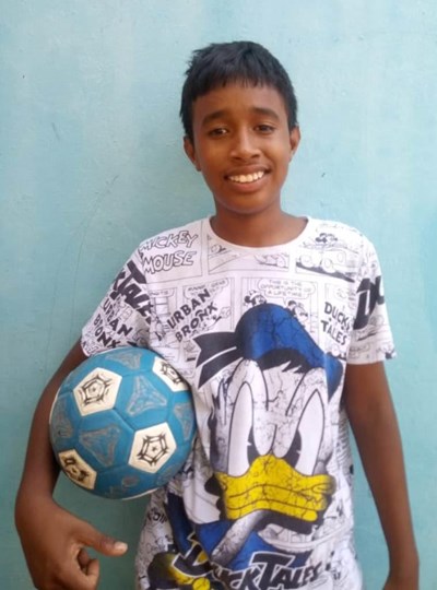Help Jasser Arcenio by becoming a child sponsor. Sponsoring a child is a rewarding and heartwarming experience.