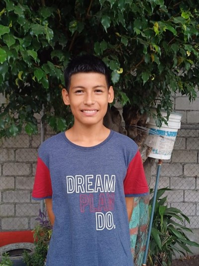 Help Andy Josue by becoming a child sponsor. Sponsoring a child is a rewarding and heartwarming experience.