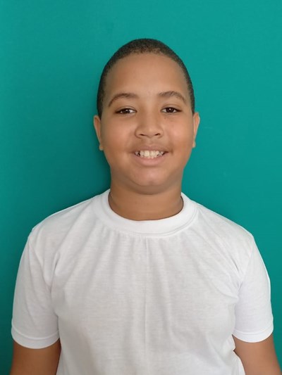 Help Rodny Emanuel by becoming a child sponsor. Sponsoring a child is a rewarding and heartwarming experience.