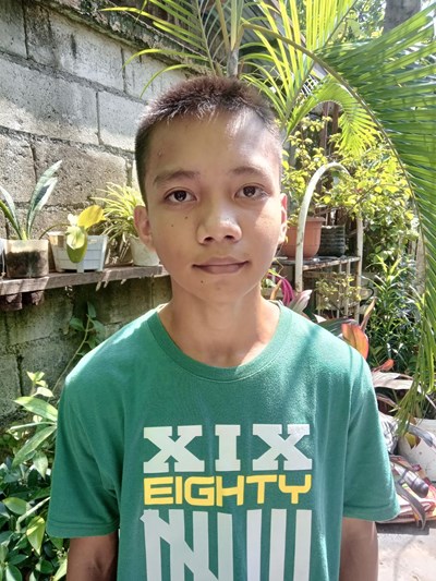 Help Khylles K. by becoming a child sponsor. Sponsoring a child is a rewarding and heartwarming experience.