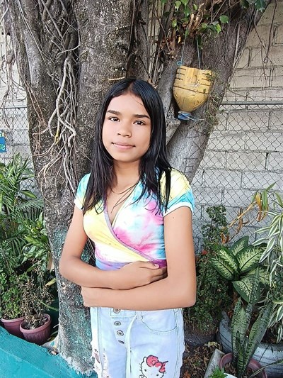 Help Analia Julieth by becoming a child sponsor. Sponsoring a child is a rewarding and heartwarming experience.