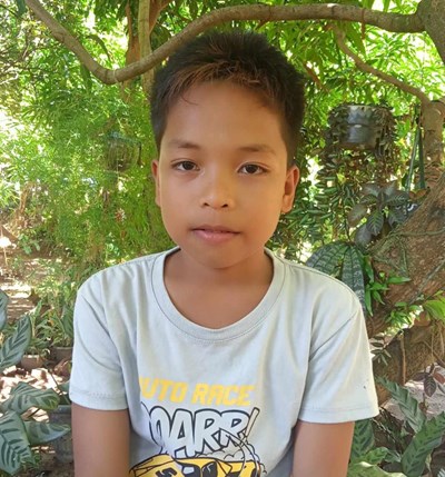 Help Bryan Jay F. by becoming a child sponsor. Sponsoring a child is a rewarding and heartwarming experience.