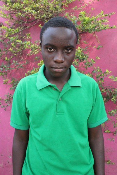 Help Moses by becoming a child sponsor. Sponsoring a child is a rewarding and heartwarming experience.