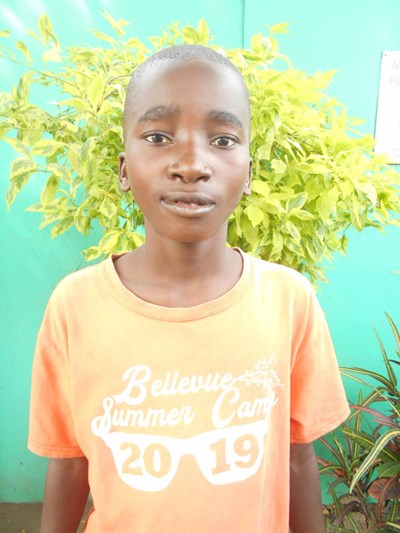 Help Edwin by becoming a child sponsor. Sponsoring a child is a rewarding and heartwarming experience.