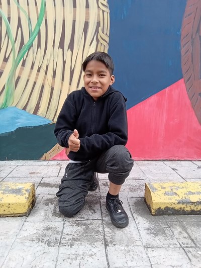 Help Edison Damian by becoming a child sponsor. Sponsoring a child is a rewarding and heartwarming experience.