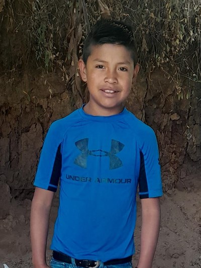 Help Edgar Samuel by becoming a child sponsor. Sponsoring a child is a rewarding and heartwarming experience.