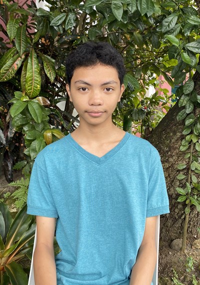Help Lance Emmanuel B. by becoming a child sponsor. Sponsoring a child is a rewarding and heartwarming experience.