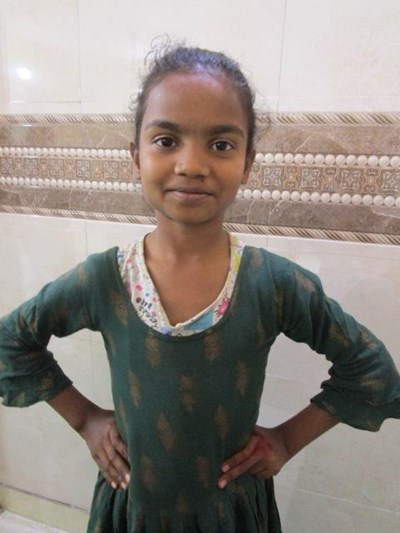 Help Saloni by becoming a child sponsor. Sponsoring a child is a rewarding and heartwarming experience.
