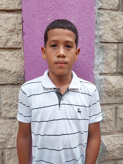 Help Jhonjaner by becoming a child sponsor. Sponsoring a child is a rewarding and heartwarming experience.