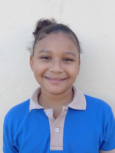 Help Osanna Wesleini by becoming a child sponsor. Sponsoring a child is a rewarding and heartwarming experience.