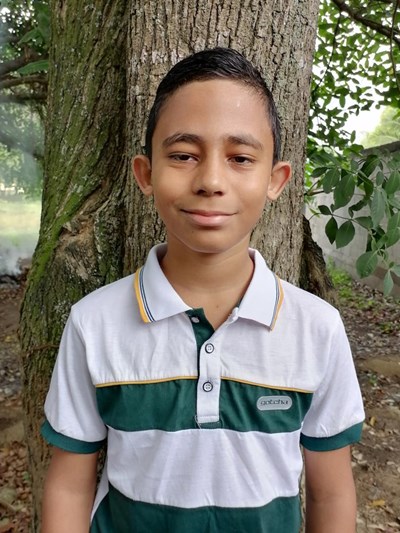 Help Jason Hasiel by becoming a child sponsor. Sponsoring a child is a rewarding and heartwarming experience.
