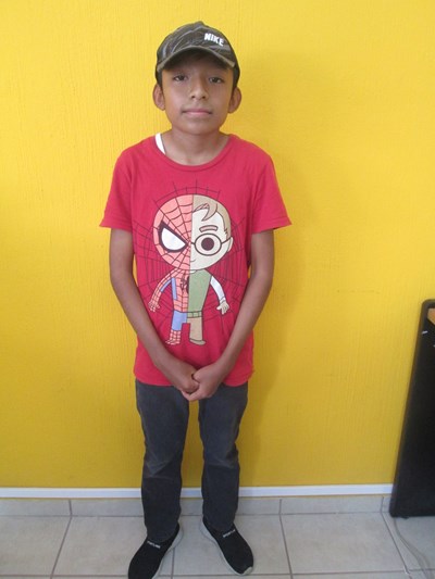 Help Emiliano by becoming a child sponsor. Sponsoring a child is a rewarding and heartwarming experience.