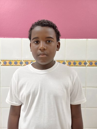 Help Starlin Javier by becoming a child sponsor. Sponsoring a child is a rewarding and heartwarming experience.