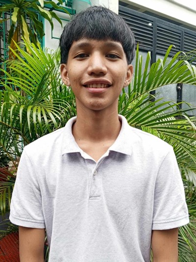 Help Dustin Rain T. by becoming a child sponsor. Sponsoring a child is a rewarding and heartwarming experience.