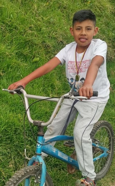 Help Ian Gabriel by becoming a child sponsor. Sponsoring a child is a rewarding and heartwarming experience.