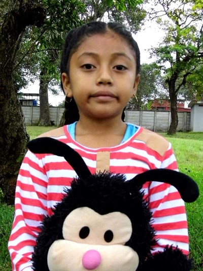 Help Britani Jeannethe by becoming a child sponsor. Sponsoring a child is a rewarding and heartwarming experience.