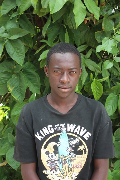 Help Simon by becoming a child sponsor. Sponsoring a child is a rewarding and heartwarming experience.