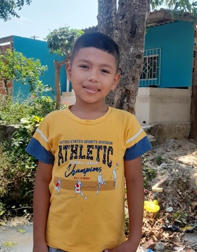 Help Oscar Enrique by becoming a child sponsor. Sponsoring a child is a rewarding and heartwarming experience.