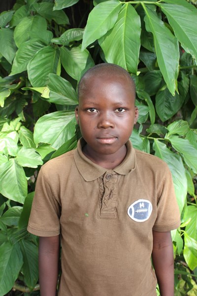 Help Raphael by becoming a child sponsor. Sponsoring a child is a rewarding and heartwarming experience.