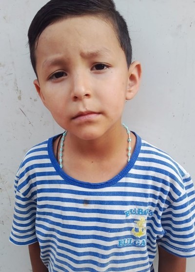 Help José Angel by becoming a child sponsor. Sponsoring a child is a rewarding and heartwarming experience.