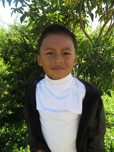 Help Erick Matias by becoming a child sponsor. Sponsoring a child is a rewarding and heartwarming experience.