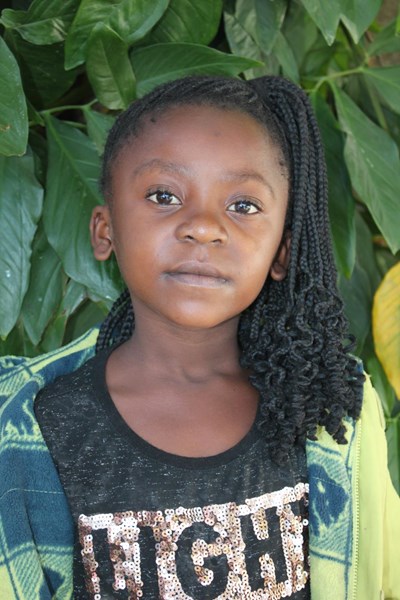 Help Florence by becoming a child sponsor. Sponsoring a child is a rewarding and heartwarming experience.