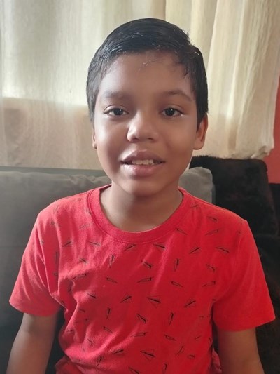 Help Eddy Yaed by becoming a child sponsor. Sponsoring a child is a rewarding and heartwarming experience.