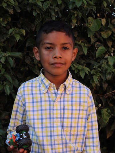 Help Set Esteban by becoming a child sponsor. Sponsoring a child is a rewarding and heartwarming experience.