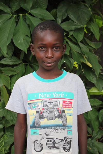 Help William D by becoming a child sponsor. Sponsoring a child is a rewarding and heartwarming experience.