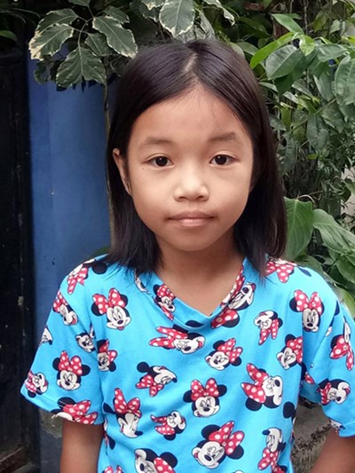 Help Cristalyn N. by becoming a child sponsor. Sponsoring a child is a rewarding and heartwarming experience.