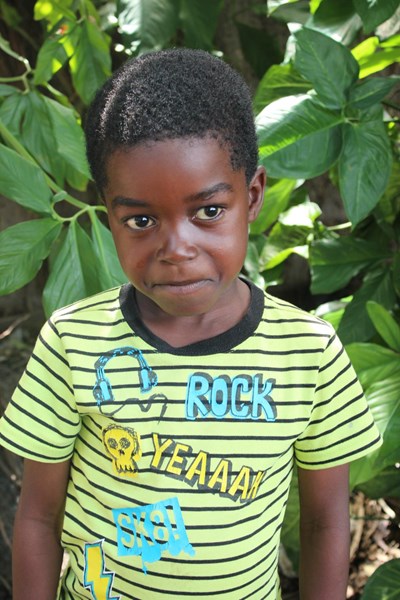 Help Lawrence by becoming a child sponsor. Sponsoring a child is a rewarding and heartwarming experience.