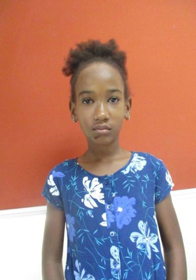 Help Karen Valeria by becoming a child sponsor. Sponsoring a child is a rewarding and heartwarming experience.