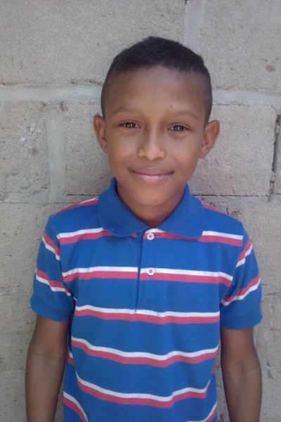 Help Lian De Jesus by becoming a child sponsor. Sponsoring a child is a rewarding and heartwarming experience.