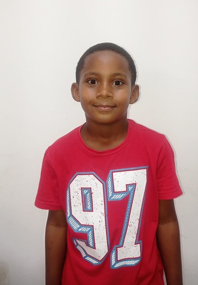 Help Julian David by becoming a child sponsor. Sponsoring a child is a rewarding and heartwarming experience.