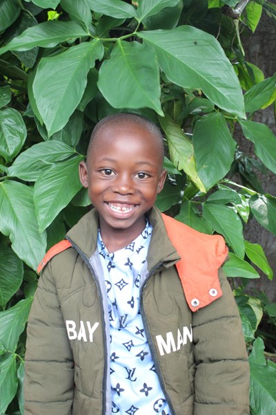 Help Ephraim by becoming a child sponsor. Sponsoring a child is a rewarding and heartwarming experience.