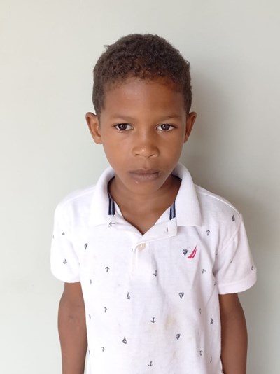Help Eliezer by becoming a child sponsor. Sponsoring a child is a rewarding and heartwarming experience.