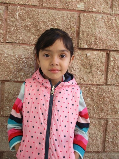 Help Leslie Vanessa by becoming a child sponsor. Sponsoring a child is a rewarding and heartwarming experience.